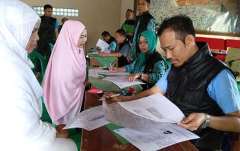 Calon Jemaah Haji Garut Diverifikasi Imigrasi Tasikmalaya