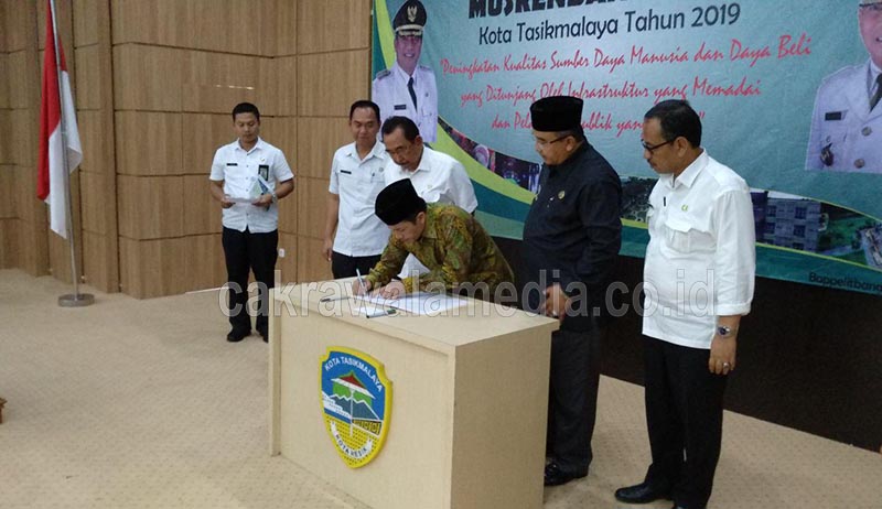 DPRD Kota Tasik Sampaikan 16 Titik Berat Permasalahan Kota Tasikmalaya