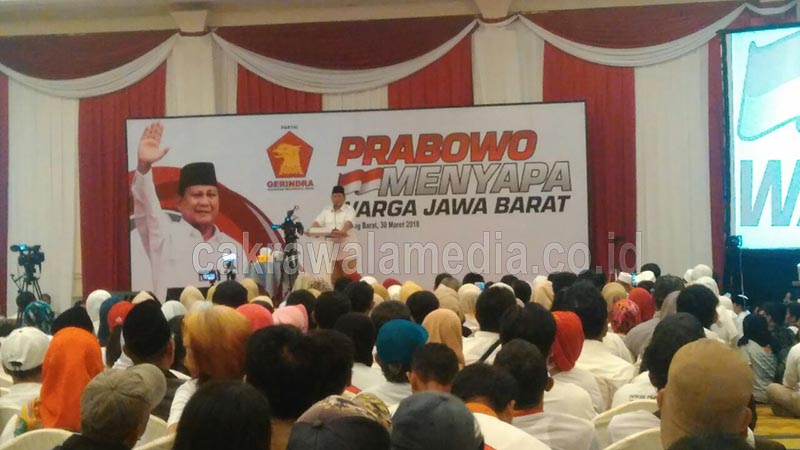 Di KBB, Prabowo Disambut Ribuan Massa