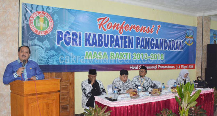 Hadiri Konferensi PGRI, Bupati Jeje Berpesan Semua Guru Yang Bernaung di PGRI Harus Solid