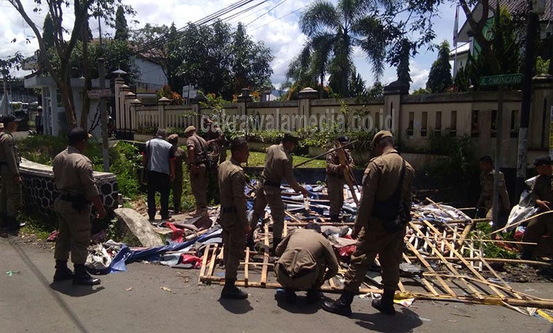 Lakukan 2 Pelanggaran, Satu Kios Ditertibkan