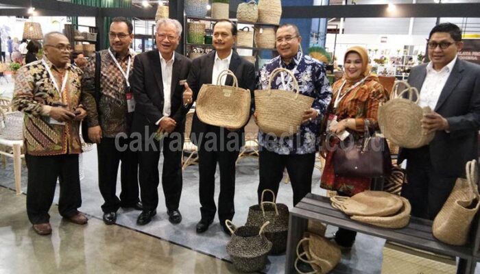 Produk Anyaman Tasik Jadi Primadona di Singapure Expo 2018