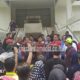 Ratusan Pemilik Outlet Tolak Pembatasan Registrasi SIM Card