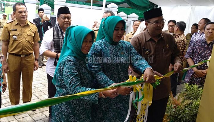 Wali Kota Resmikan 115 Pembangunan di Kec. Cibeureum