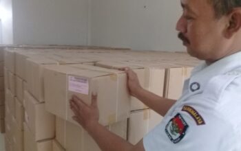 672 Dus Surat Suara Pilgub Jabar Diterima KPU Kab Tasikmalaya