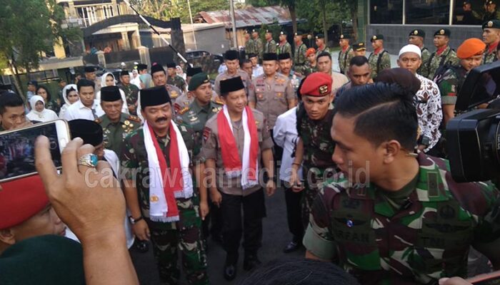 Gelar Safari Ramadan, Panglima TNI Ajak Masyarakat Perangi Teroris dan Radikalisme