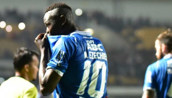 Tiga Gol Pasangan Jonez Hantar Persib Naik Peringkat