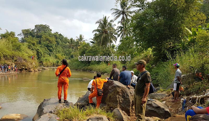 Naas! Kidi Terpeleset dan Tenggelam di Sungai Ciwulan