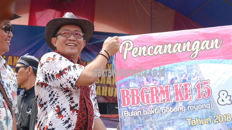 Pencanangan Bulan Bakti Gotong Royong