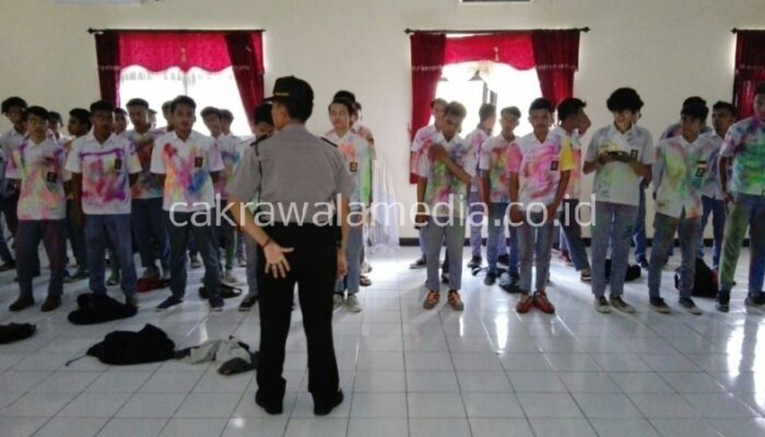 Corat-coret, Puluhan Pelajar Diciduk Polres Banjar