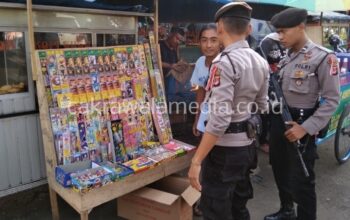 Dirazia Tim Sabhara, Pedagang Petasan di Cikurubuk Mengaku Syok