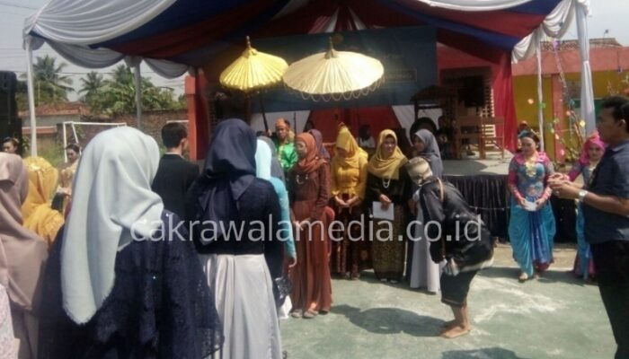SMK Bhakti Kencana Luluskan 77 Siswa Terbaik Tahun 2018