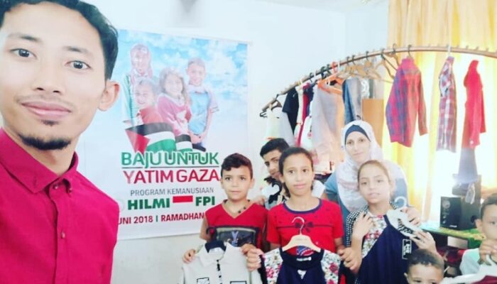 Baju Bedug Lebaran dan “RADIKALISME” FPI Di Jalur Gaza