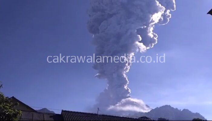 Merapi Meletus, Abu Vulkanik Sampai Semarang