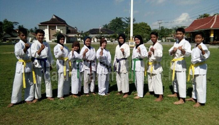 Demi Pangandaran, Euis Selalu Semangat Melatih Olahraga Karate