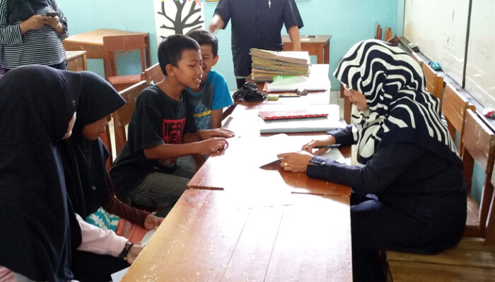 Guru SMP 7 Terancam Kekurangan Jam Mengajar