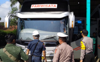Polres Tasik Kota Cek Bus Angkutan Haji, Satu Unit Tak Laik Jalan