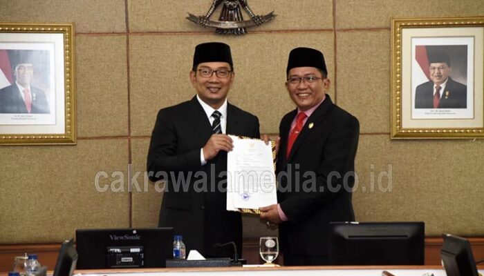 Ade Sugianto Resmi Jadi Plt Bupati Tasik Menggantikan Uu Ruzhanul Ulum