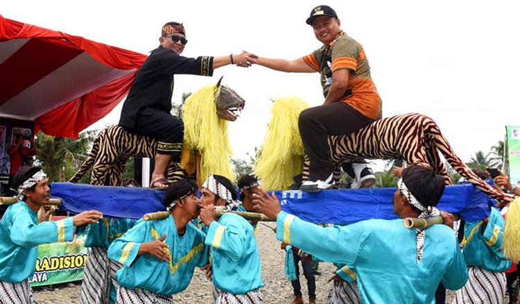 Helaran Kesenian Bukti Lestarikan Seni Tradisional