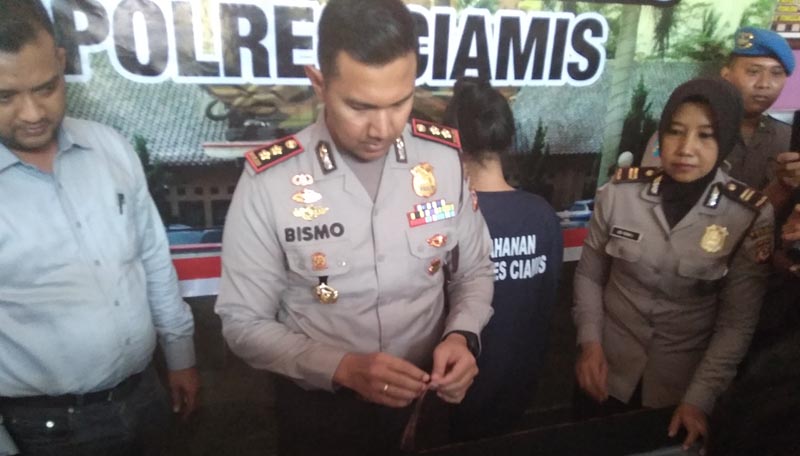 Polres Ciamis Amankan Seorang Waria Pelaku Prostitusi Online