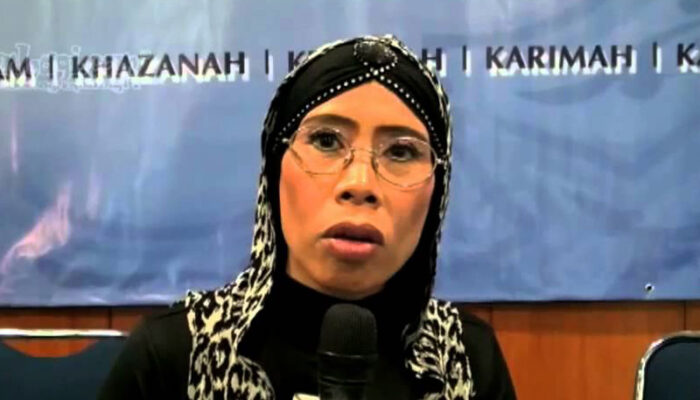 Komedian Omas Dirampok