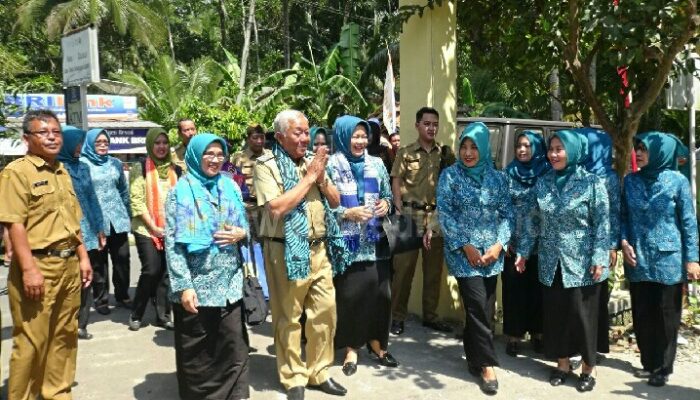 Wabup Adang Resmi Buka Hari Kesatuan Gerak PKK-KB Kesehatan tingkat Kabupaten Tahun 2018