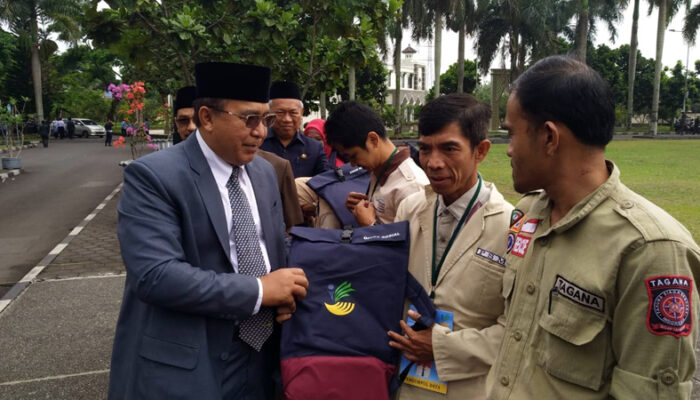 Wali Kota Tasik Lepas Petugas PMKS