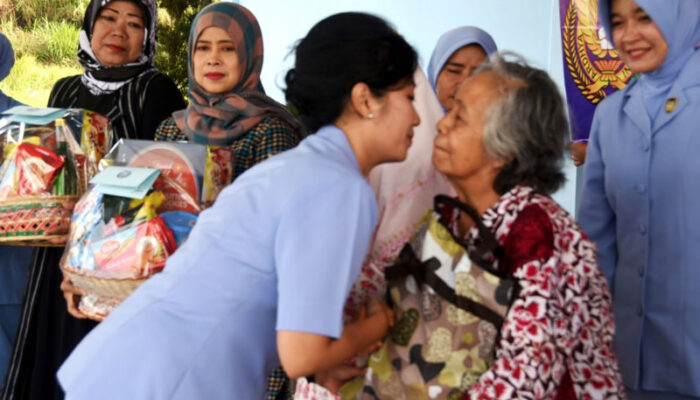 HUT ke-62, Ardhya Garini Lanud Wiriadinata Gelar Baksos