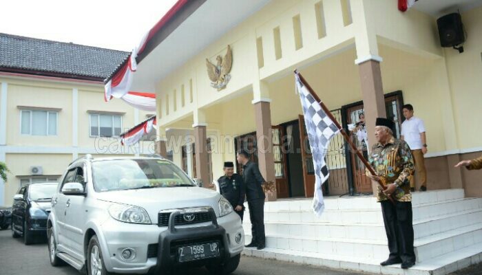 Wakil Bupati Adang Hadari Buka dan Lepas Ekspedisi Pondok Pesantren
