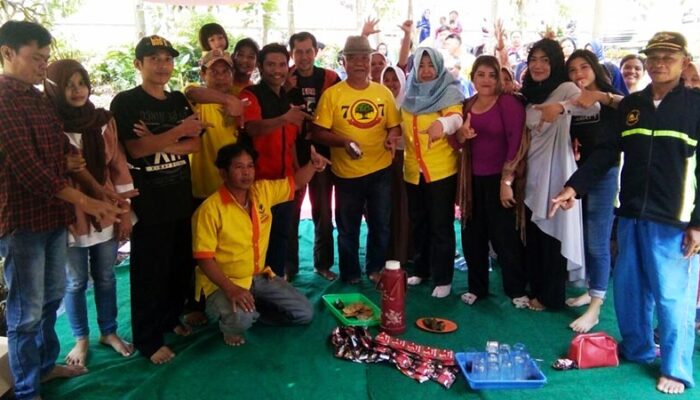 Yonsah Minanda Kunjungi Warga Ciadeg