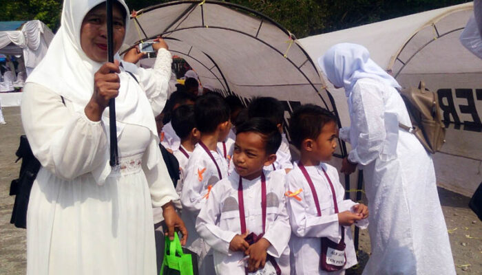 Manasik Haji Usia Dini Tak Sekedar Prosesi