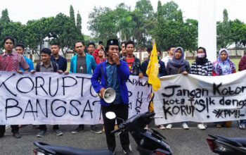 PMII Kota Tasik Duga Budi Budiman Ada Main dengan KPK