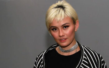 Cinta Pertama Agnez Mo