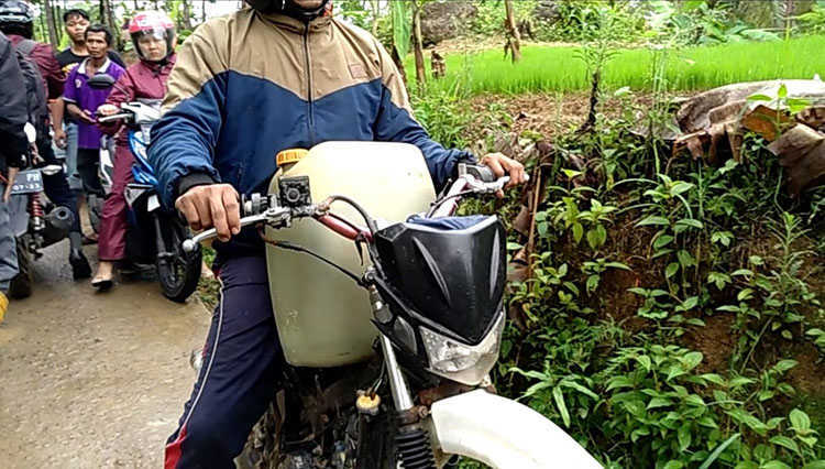 Sudah Tertimpa Bencana, Harga BBM dan Bahan Pokok Naik