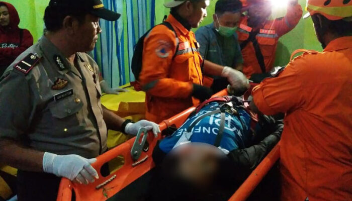 Empat Korban Gua Badak Dievakuai, Satu Meninggal Dunia