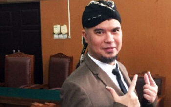 Sidang Tuntutan Ahmad Dhani Ditunda Lantaran Ini