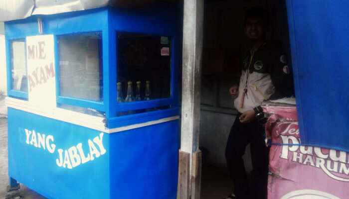 Cita Rasa Mie Ayam Jablay Memang Beda
