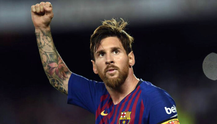 Gol Tendangan Bebas Messi dapat Sanjungan