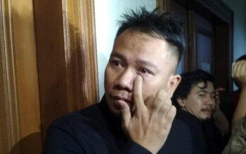 Vicky Tetap Ingin Cerai