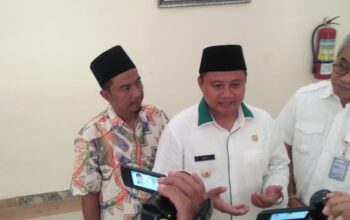 Uu Minta di Tasik Ada Gerbang Tol Cigatas