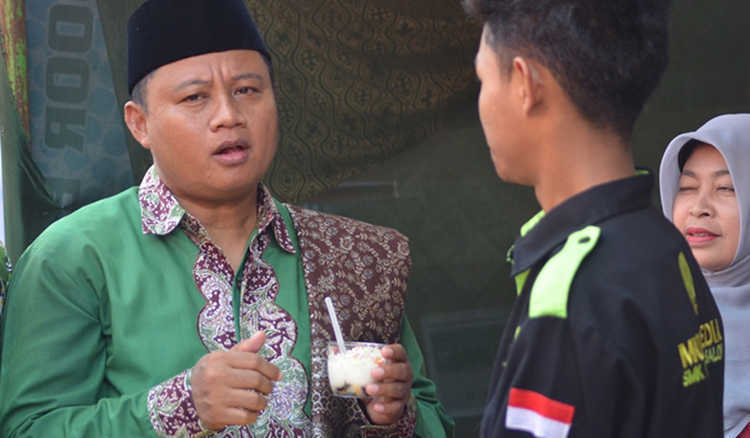 Para Kepsek SMAN Tak Hadir, UU: Bu Kadis Mutasikan Mereka