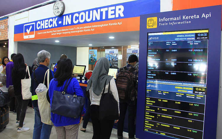 Sekarang, Penumpang KAI Bisa Check-In di Seluruh Stasiun Online