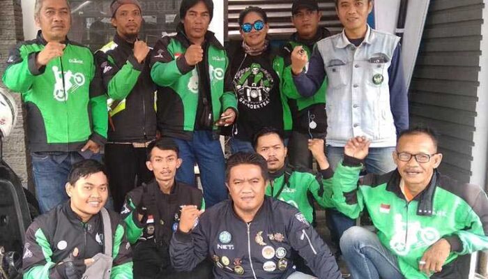 Tak Hanya Antar Jemput Penumpang, Ojol Tasik juga Punya Segudang Program Sosial