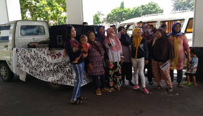 Awalnya Mendukung, Kini Balik Mendemo