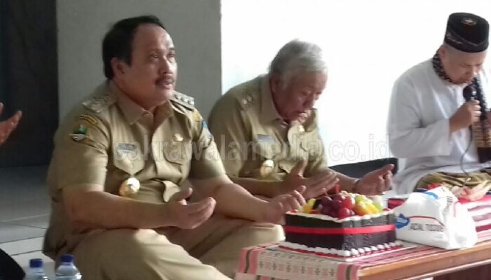 Bercerita Masa Kecil, Bupati Jeje Meneteskan Air Mata di Hari Ultah Ke-54