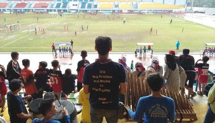 Ketika Riuh Antusiasme Supporter di Penutupan Jatira Bandung Soccer Cup