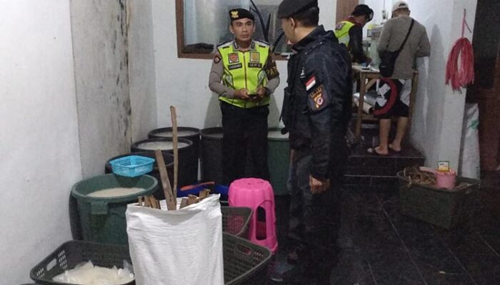 Ada Pabrik Tuak di Belakang Balekota, Pemilik Kontrakan dan Warga Kaget