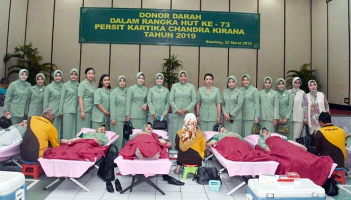HUT Ke-73, Persit Kartika Chandra Kirana Gelar Baksos Donor Darah