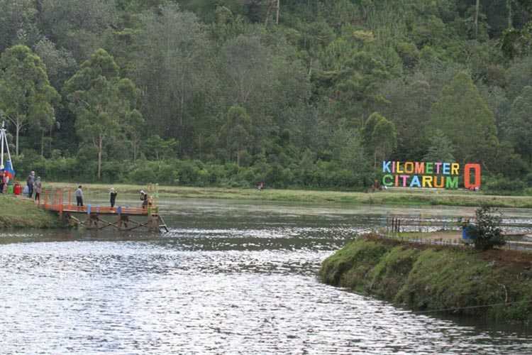 Kini, di Sungai Cipecut Sudah Hidup Ikan Impun