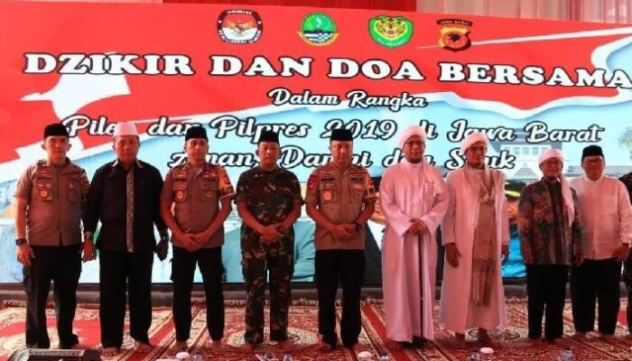 Jelang Pileg dan Pilpres, Kapolda Jabar Pimpin Dzikir dan Doa Bersama